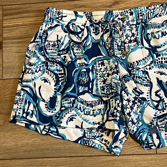 Lilly Pulitzer Katia Shorts SZ XS Keep on Trunkin Blue White Elephant Rayon - Picture 2 of 11